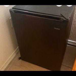 Mini fridge